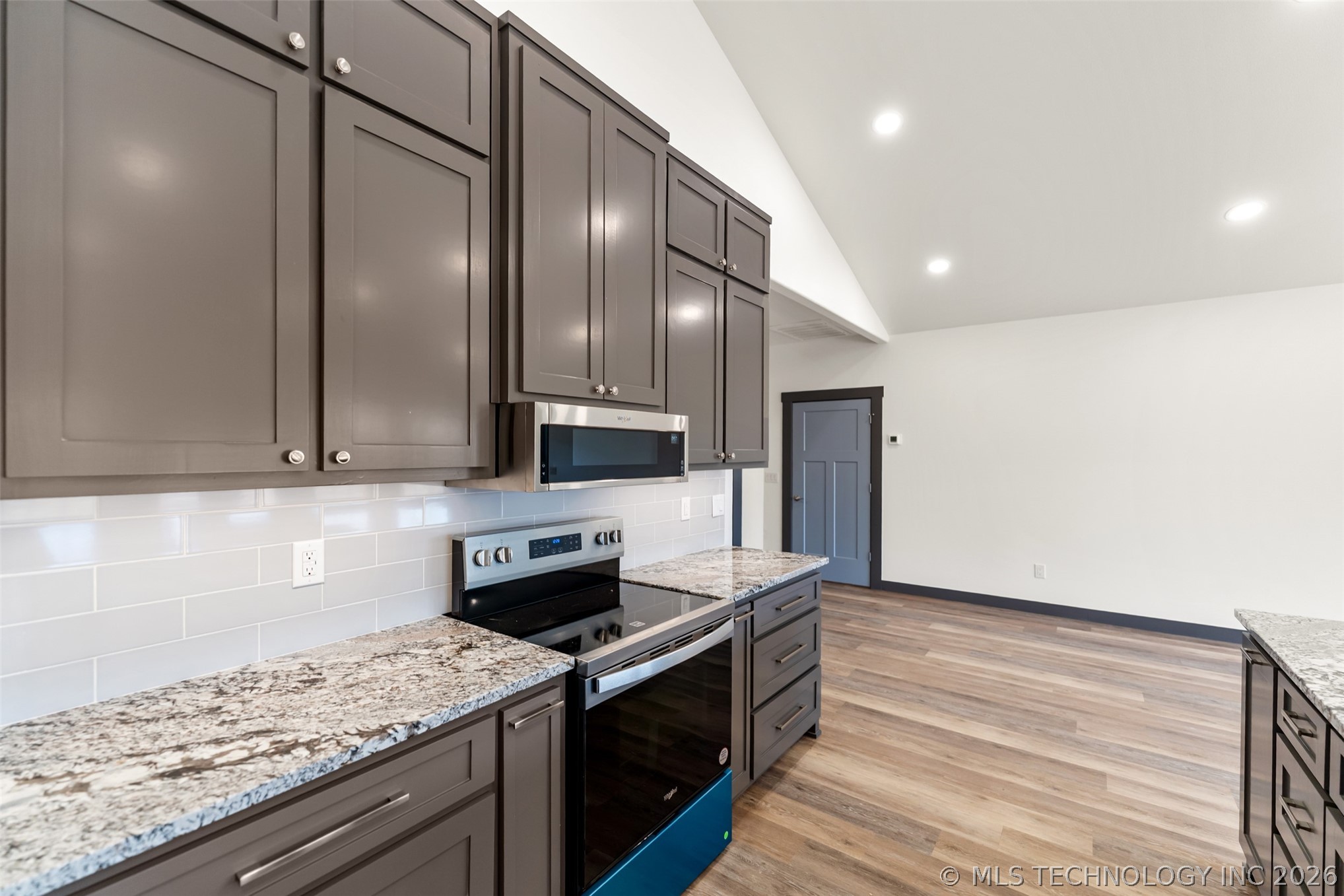 205 Lindsey Avenue Property Photo 13