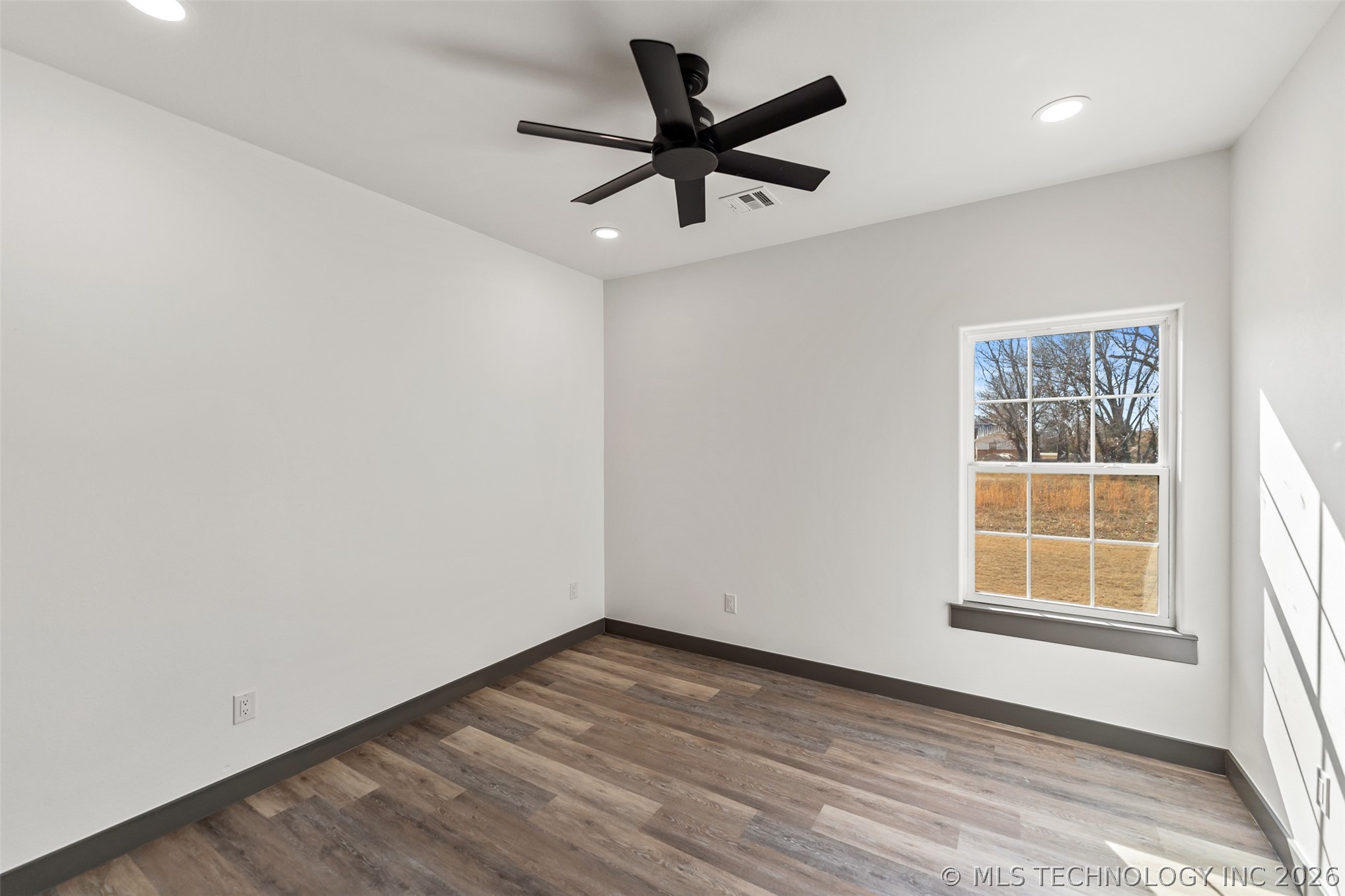 205 Lindsey Avenue Property Photo 15