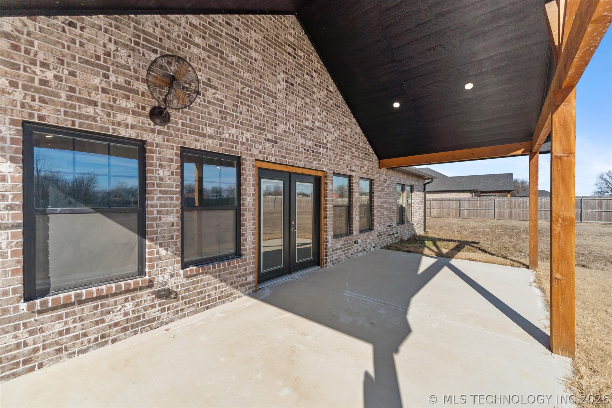 205 Lindsey Avenue Property Photo 36