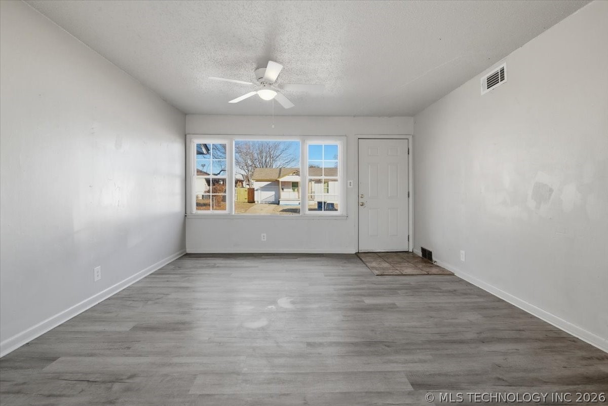 6710 E Independence Place Property Photo 2