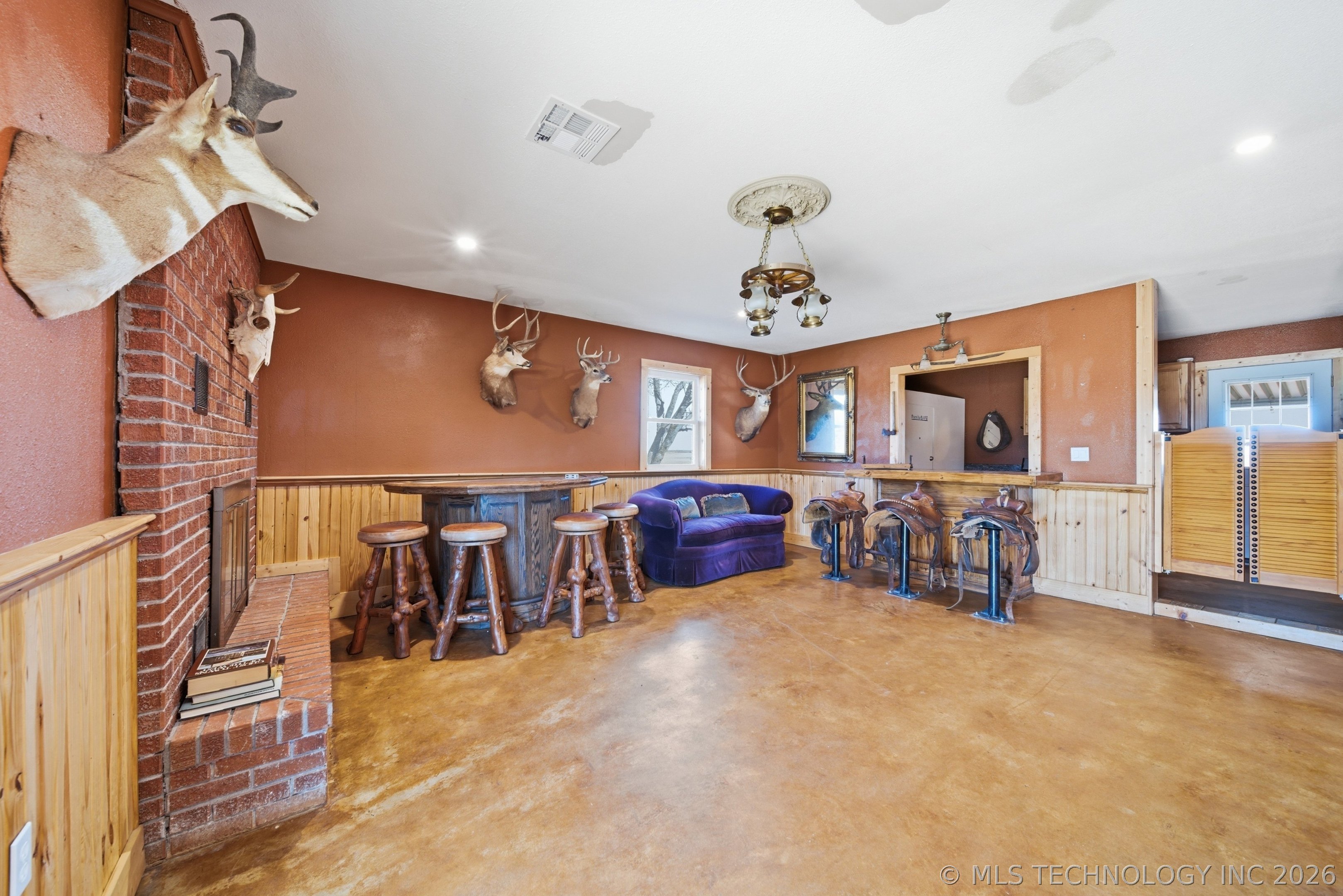 2251 S 4260 Road Property Photo 23