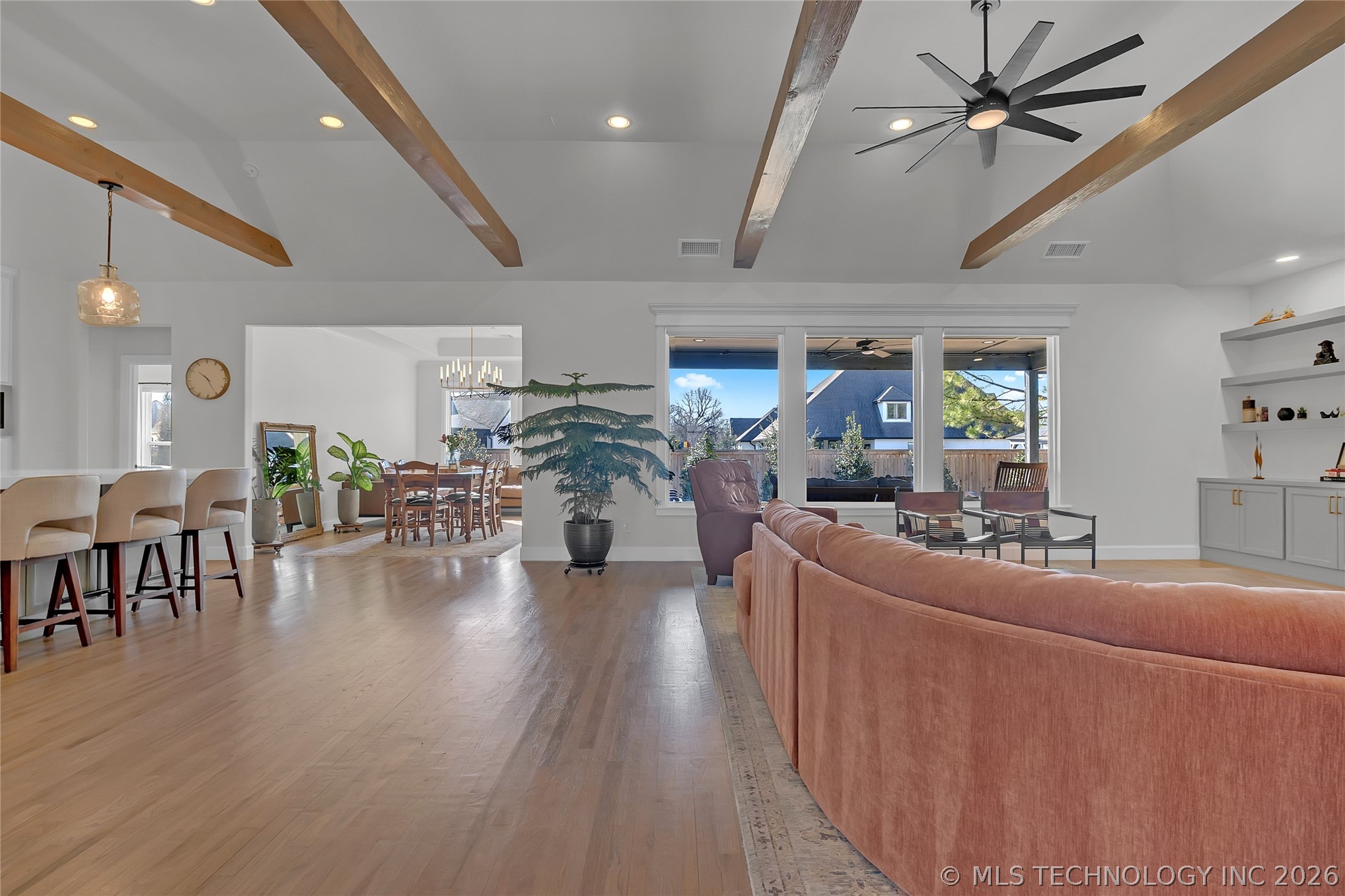 3008 E 103rd Street Property Photo 8