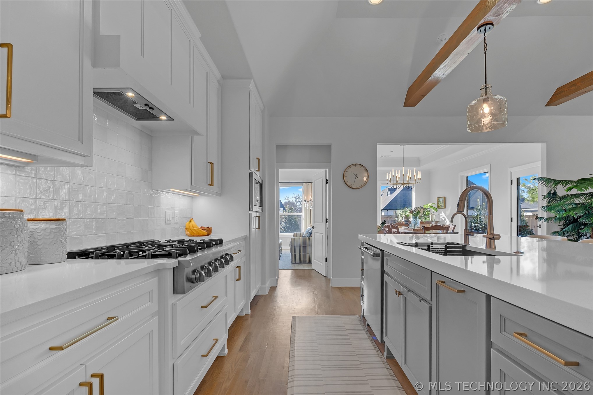 3008 E 103rd Street Property Photo 21