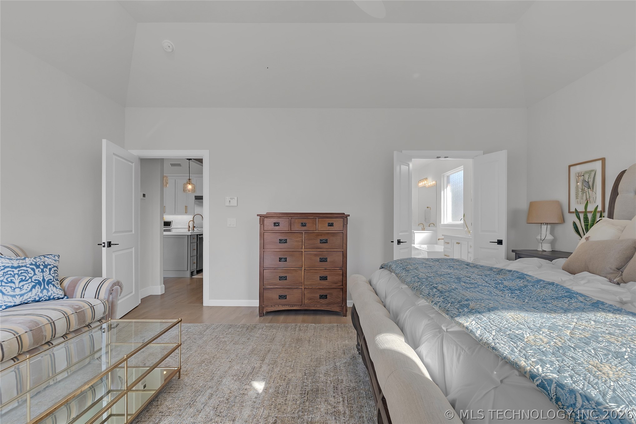 3008 E 103rd Street Property Photo 28