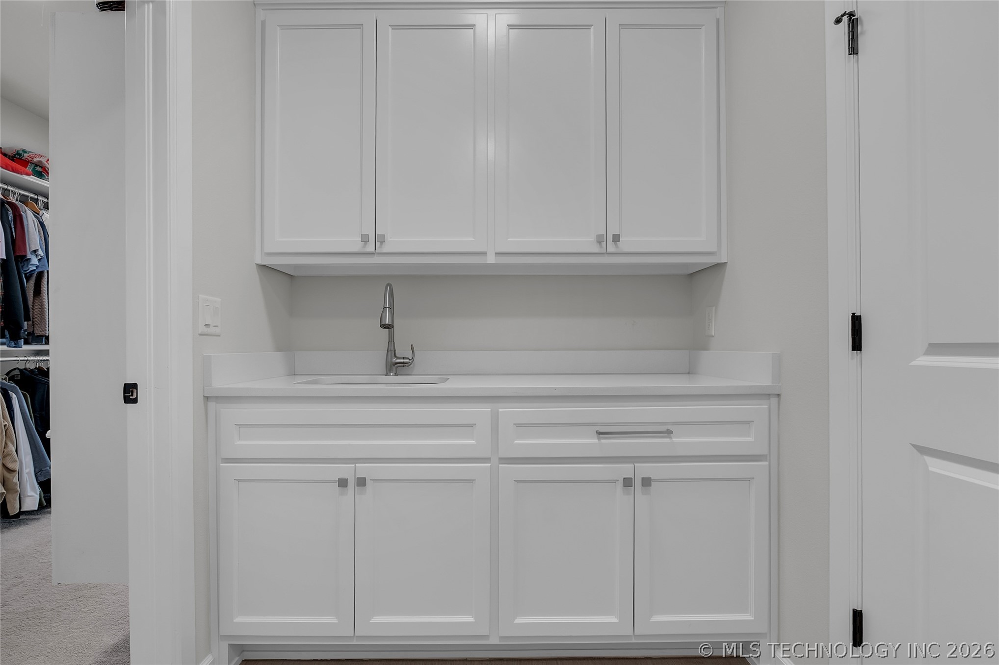 3008 E 103rd Street Property Photo 39