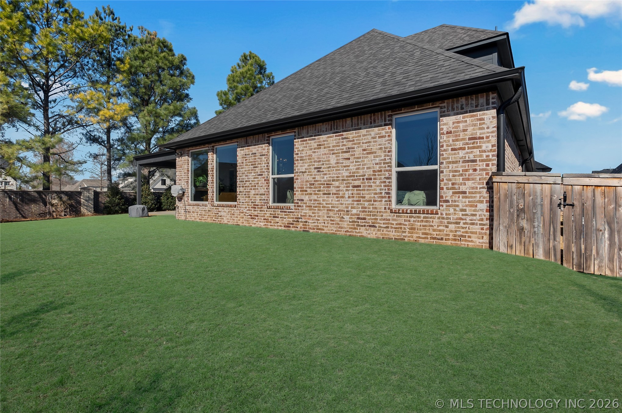 3008 E 103rd Street Property Photo 63