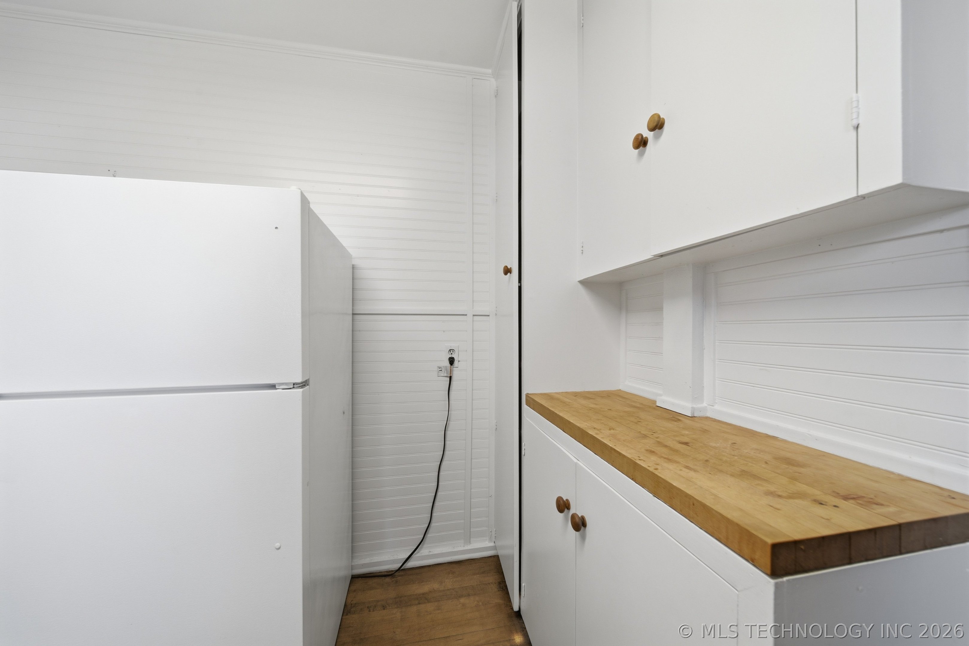 4511 E 6th Street Property Photo 15