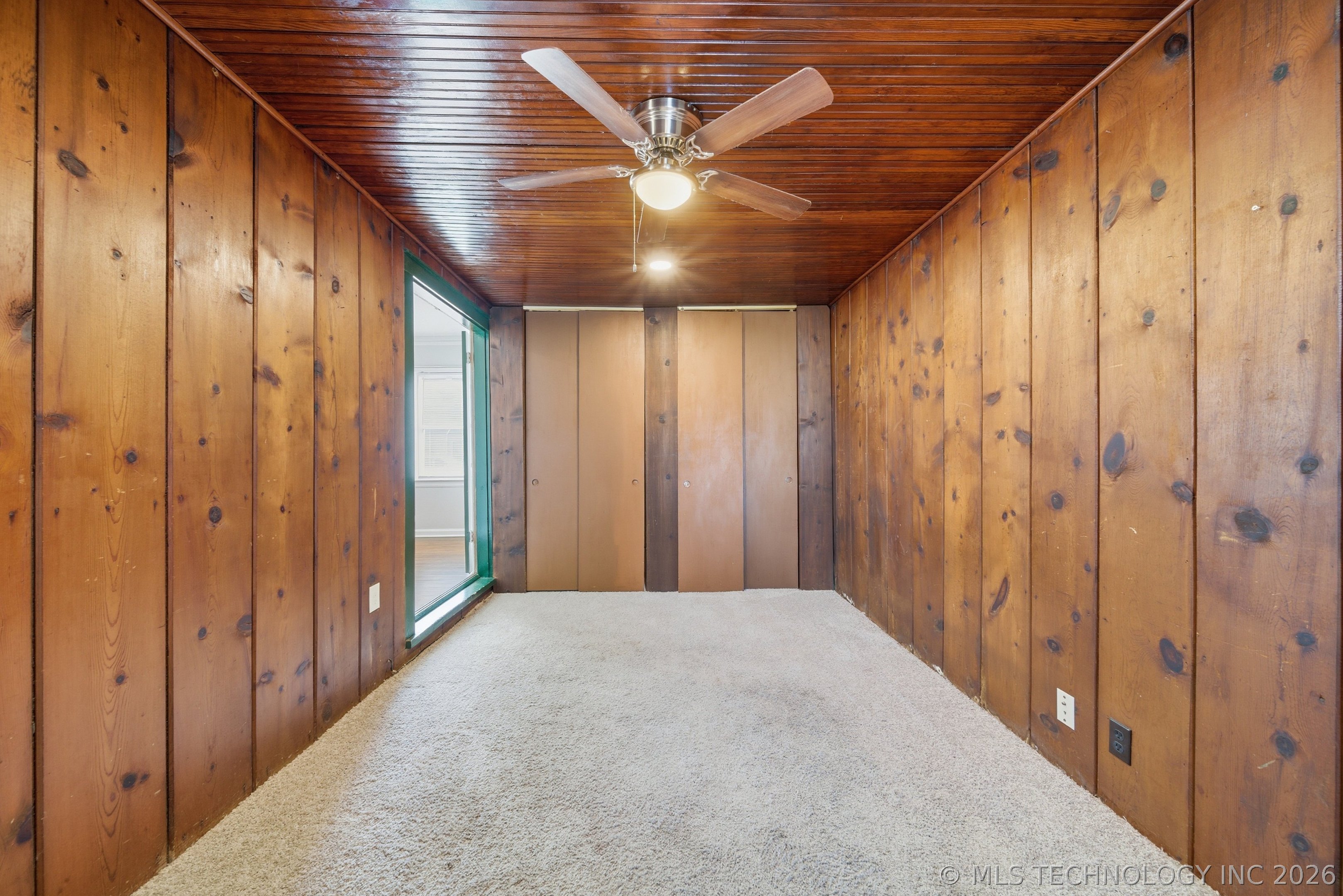 4511 E 6th Street Property Photo 17