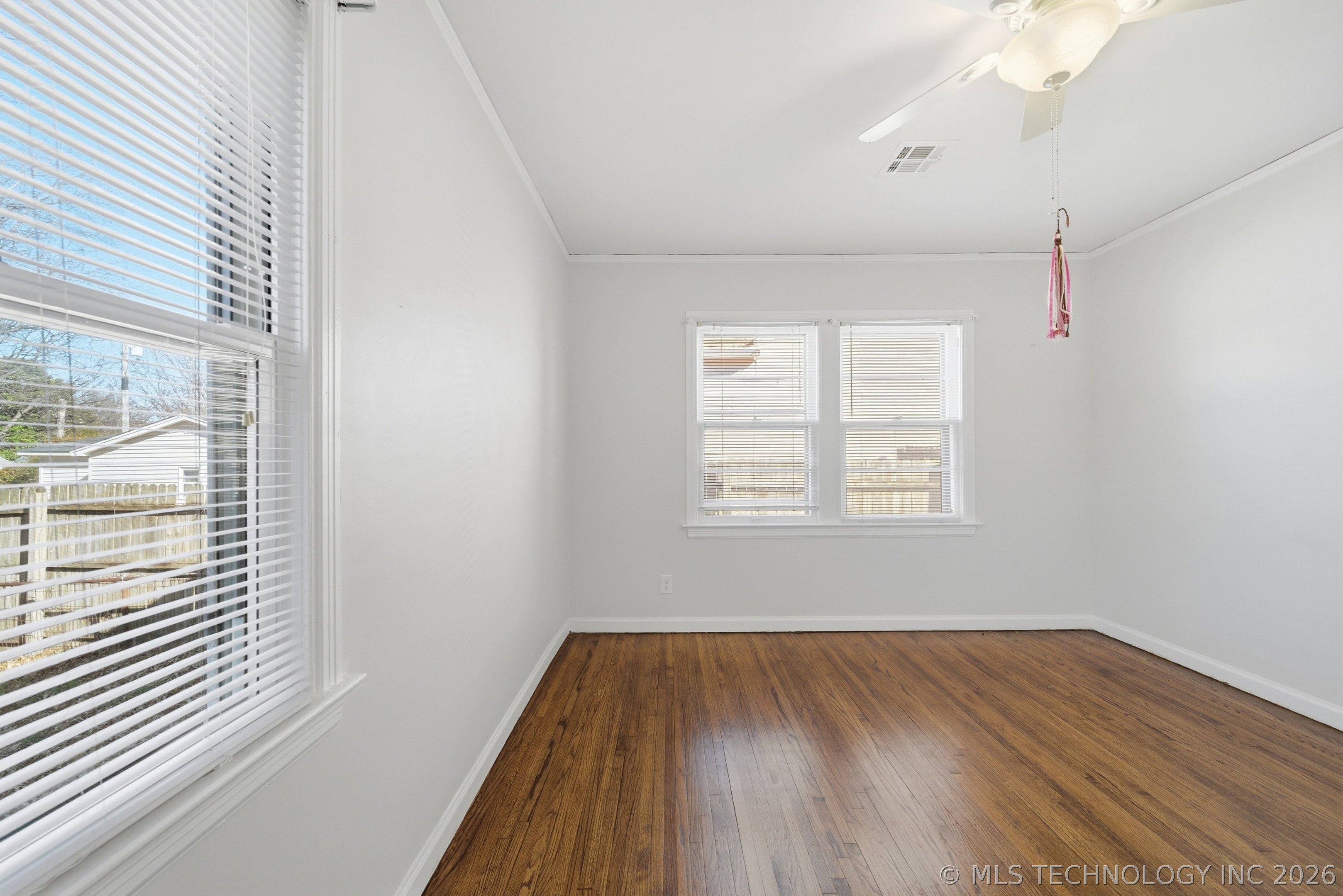 4511 E 6th Street Property Photo 23