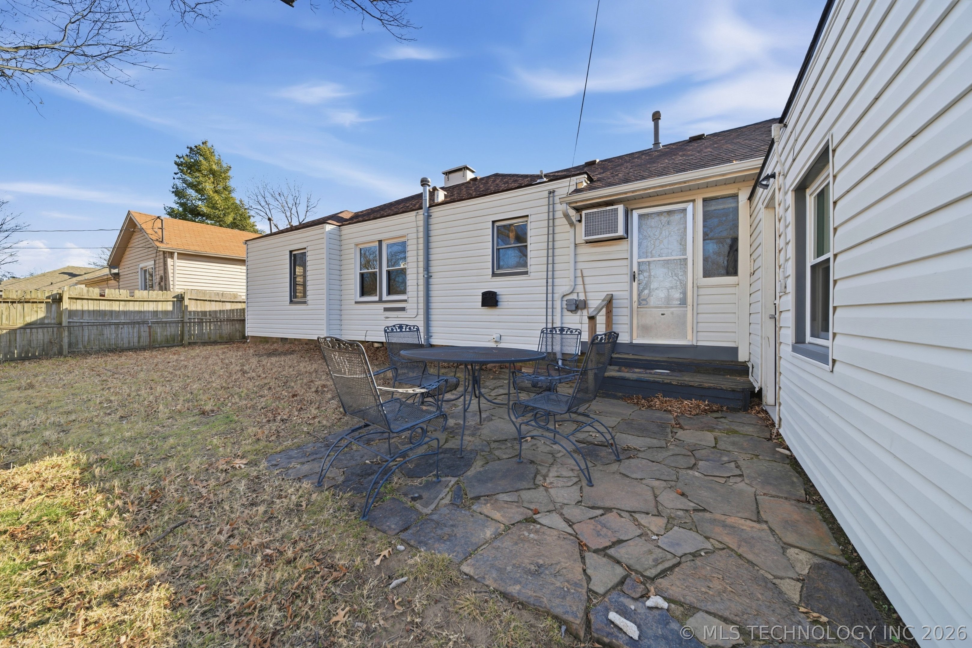 4511 E 6th Street Property Photo 27