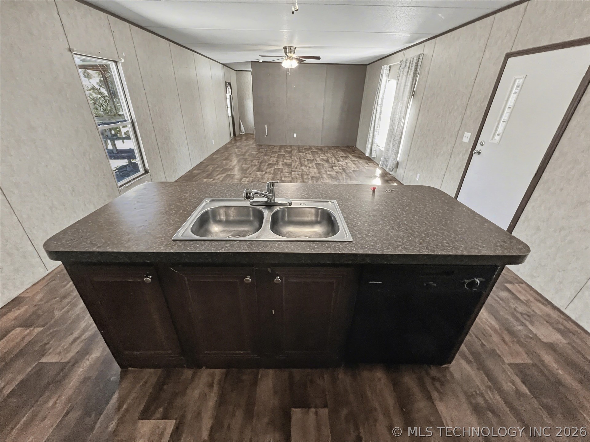 6050 N 38th Street E Property Photo 5