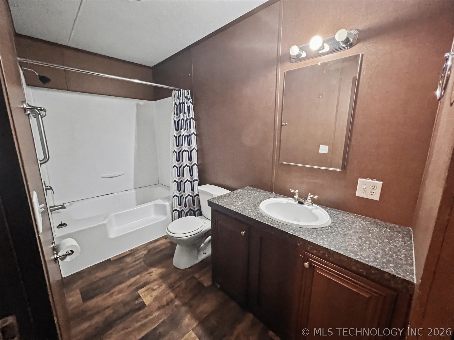 6050 N 38th Street E Property Photo 8