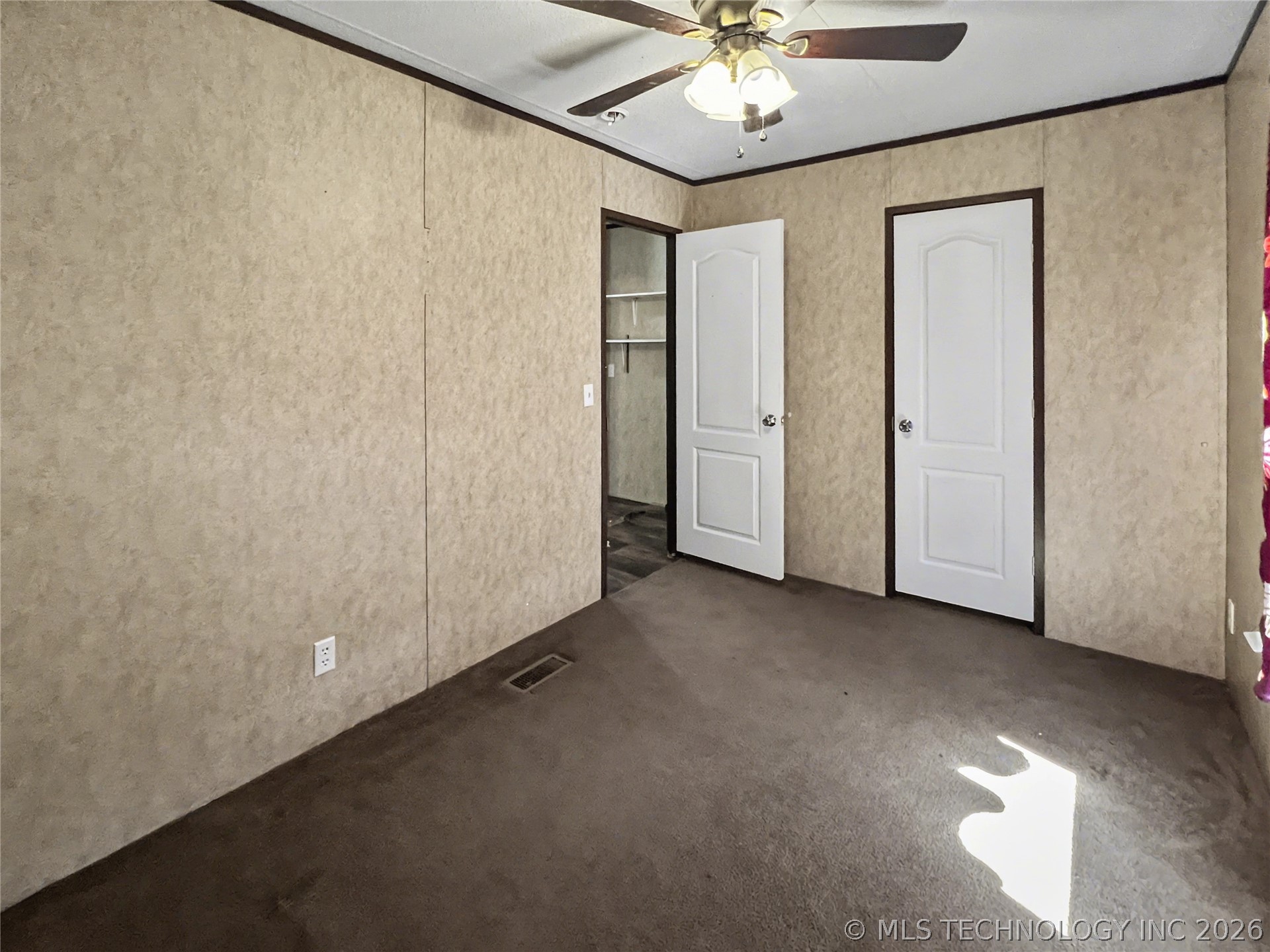 6050 N 38th Street E Property Photo 13