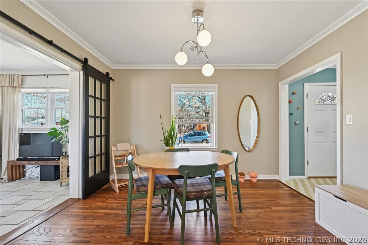 1148 S Urbana Avenue Property Photo 10