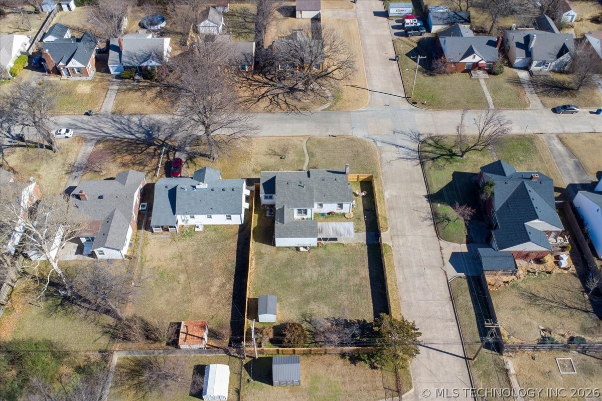 1148 S Urbana Avenue Property Photo 29