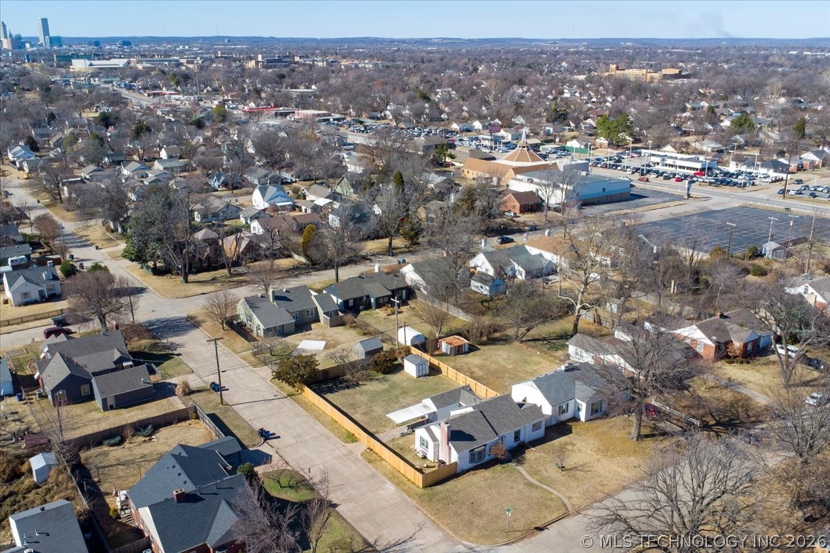 1148 S Urbana Avenue Property Photo 31