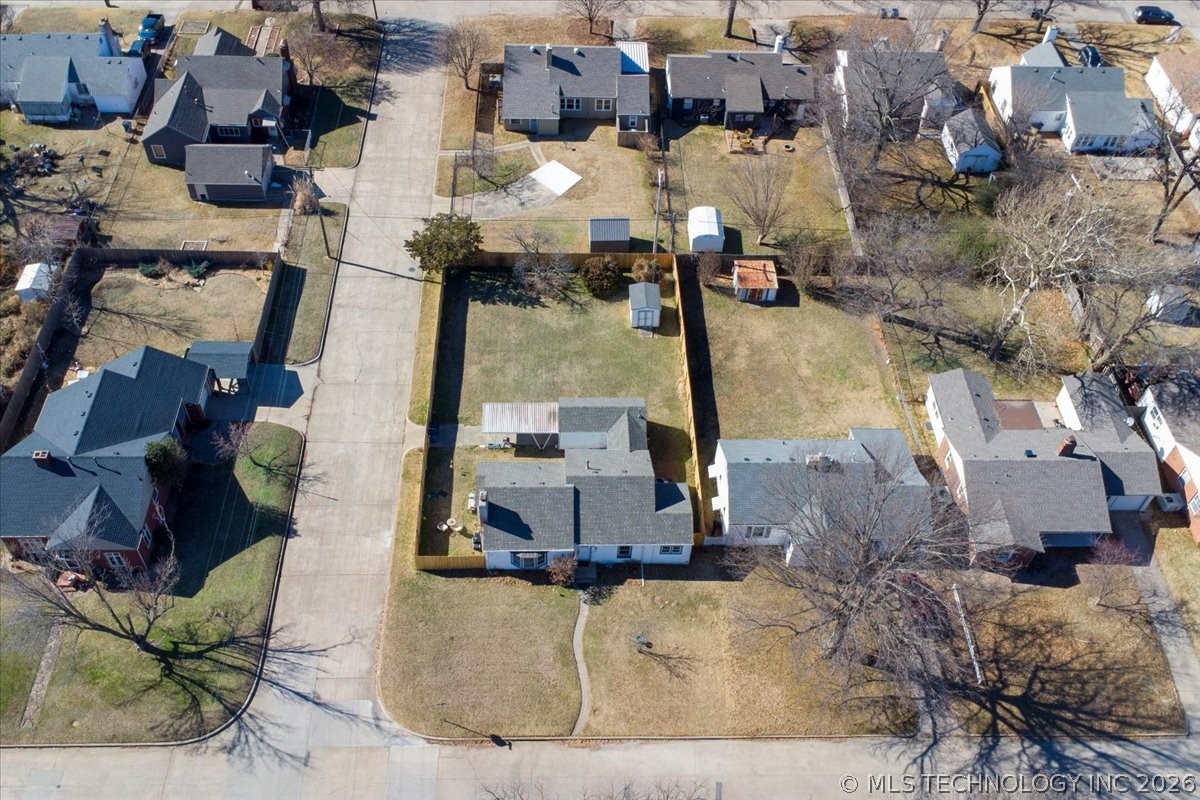 1148 S Urbana Avenue Property Photo 32