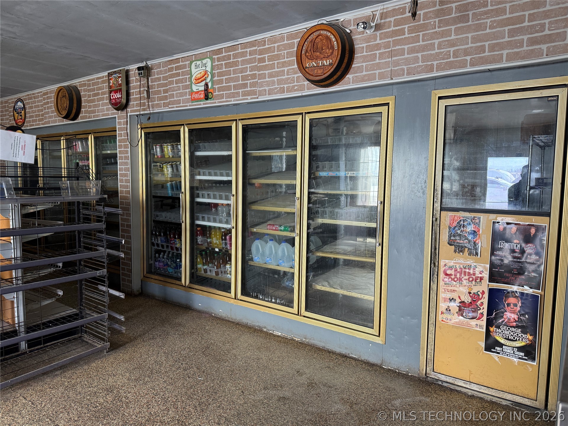 3151 W North Avenue Property Photo 3