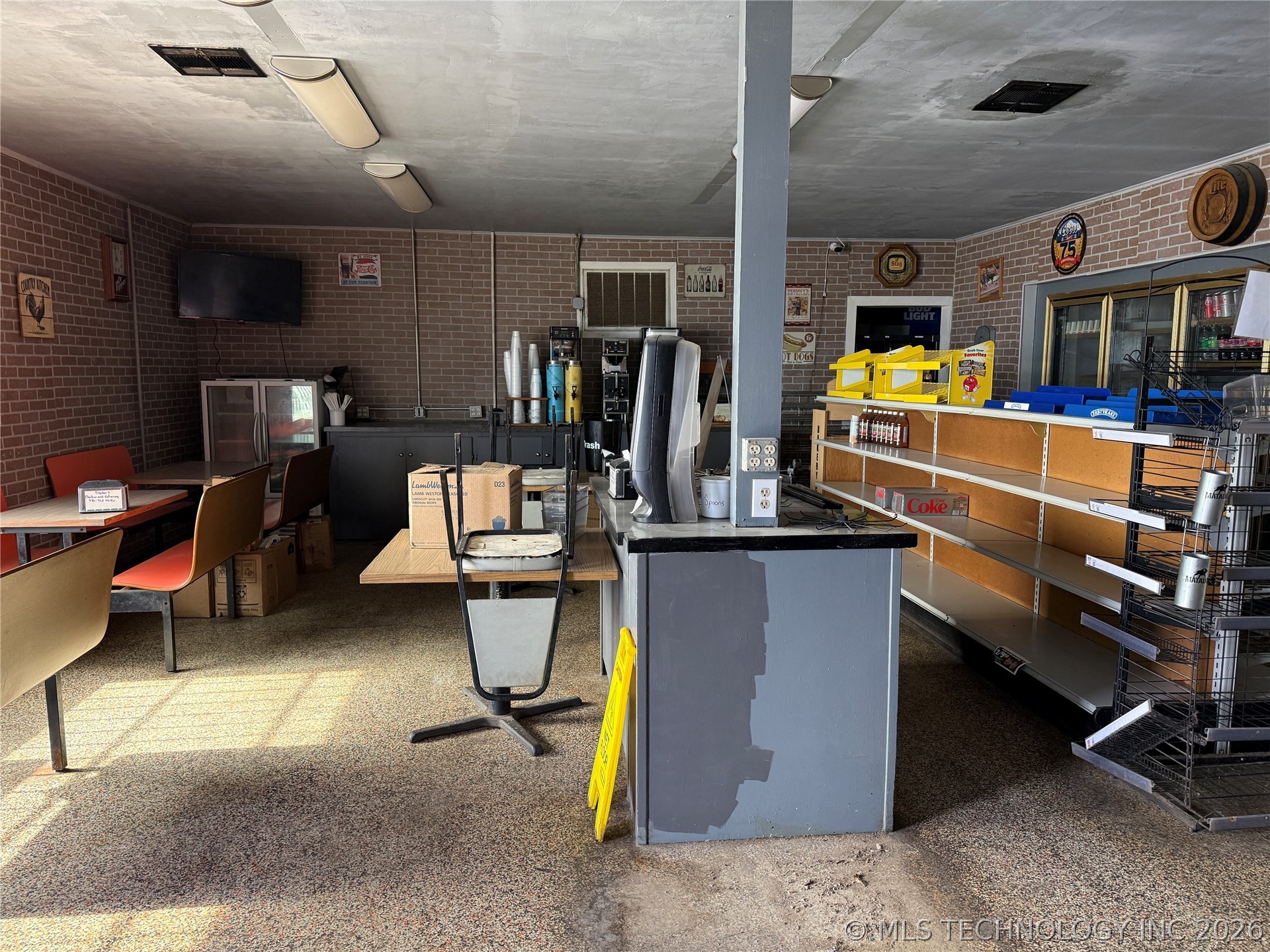 3151 W North Avenue Property Photo 5