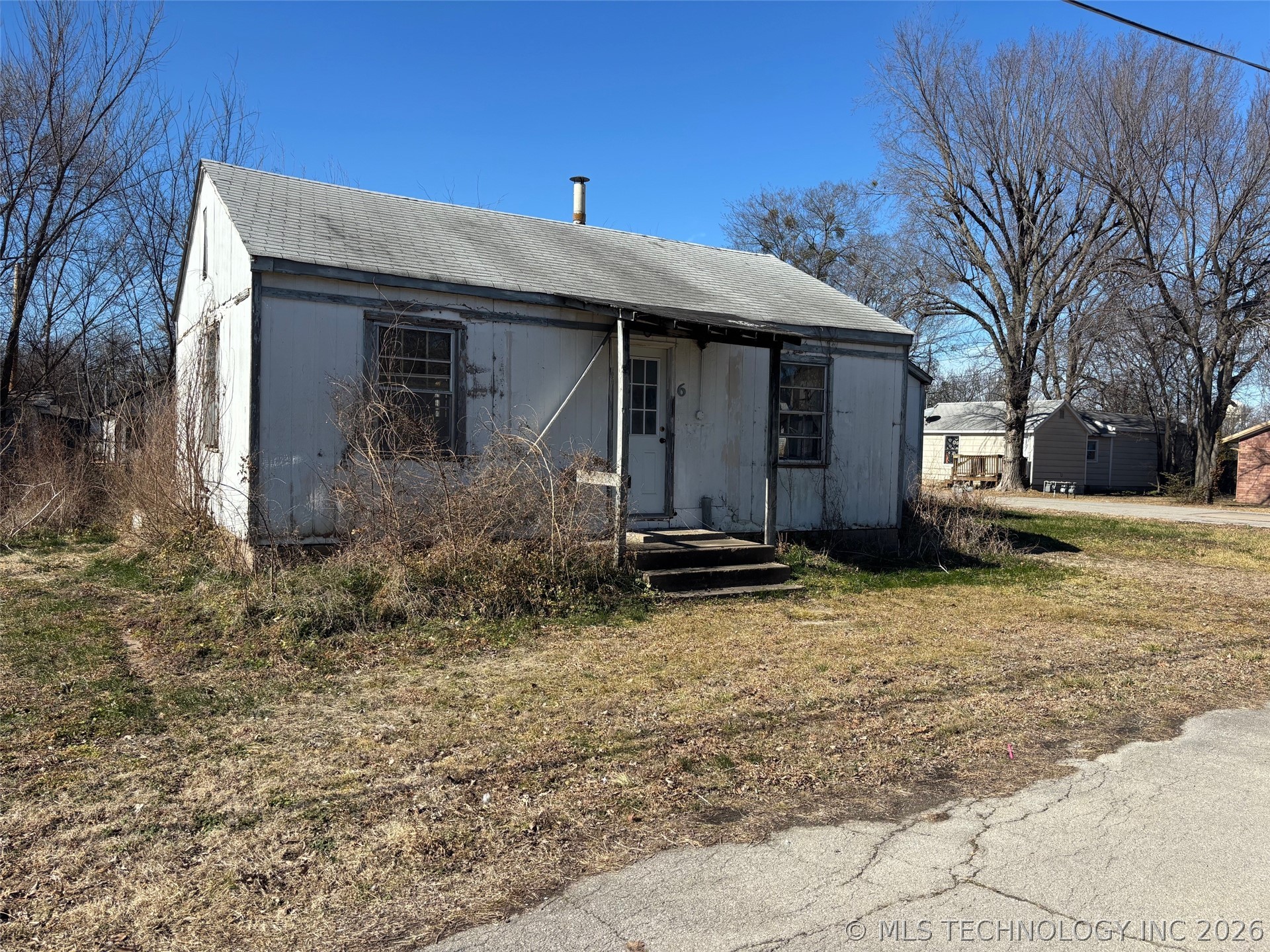 6 S Bailey Street Property Photo 1