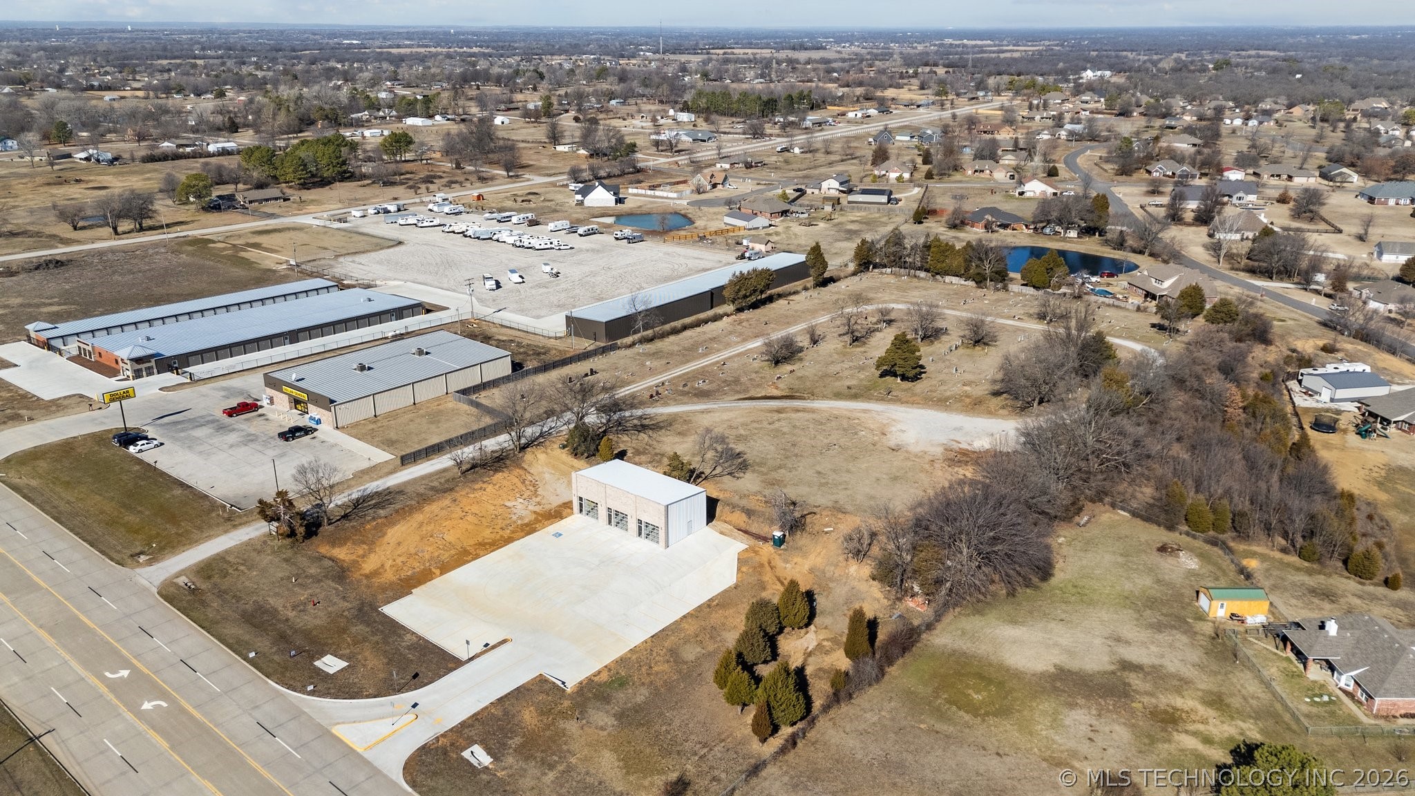 17983 E 116th Street N Property Photo 3