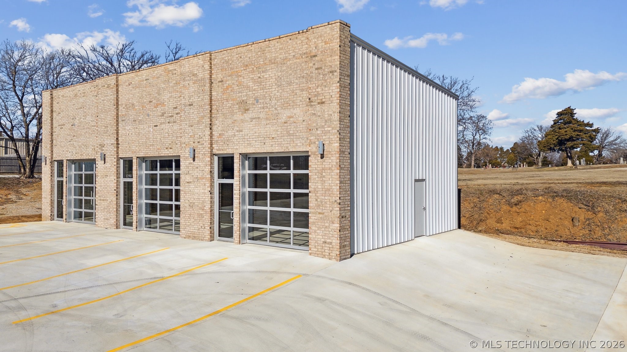 17983 E 116th Street N Property Photo 8