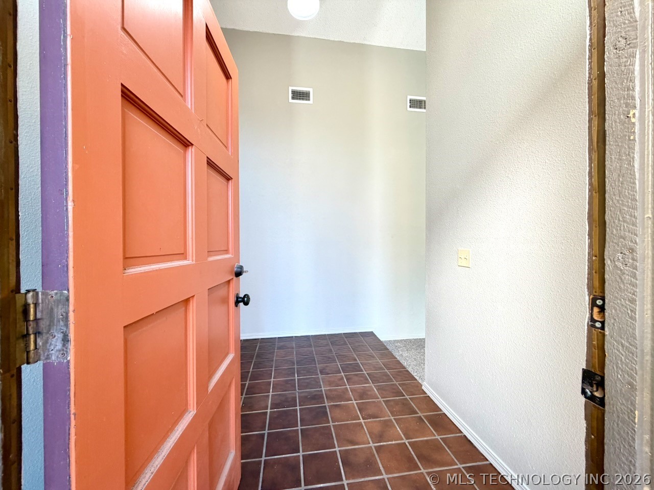 8007 S 88th East Avenue Property Photo 7