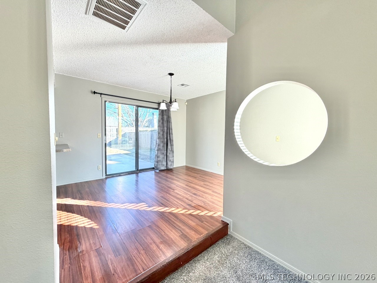 8007 S 88th East Avenue Property Photo 15