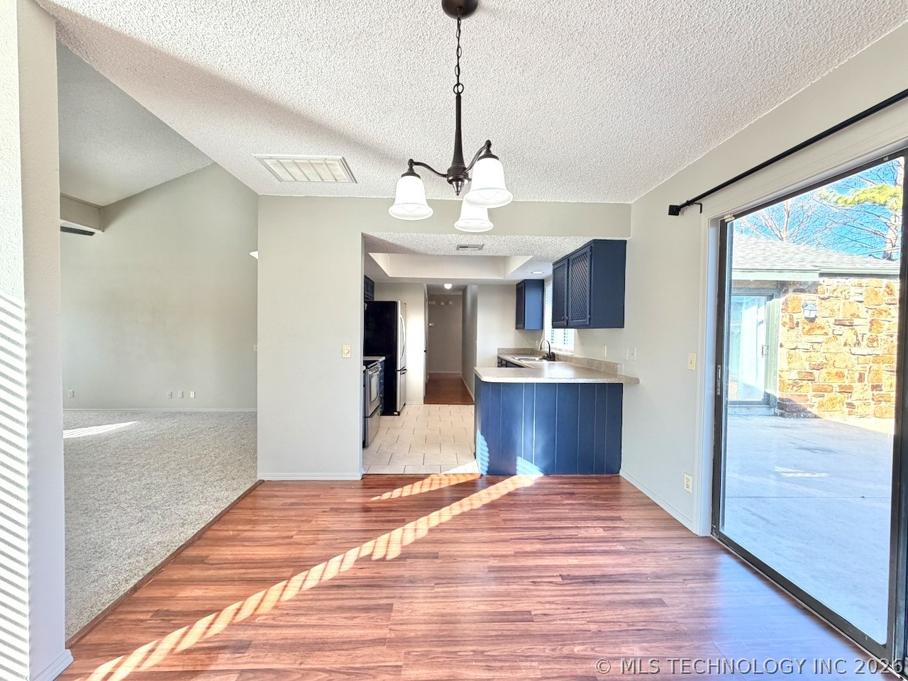 8007 S 88th East Avenue Property Photo 18