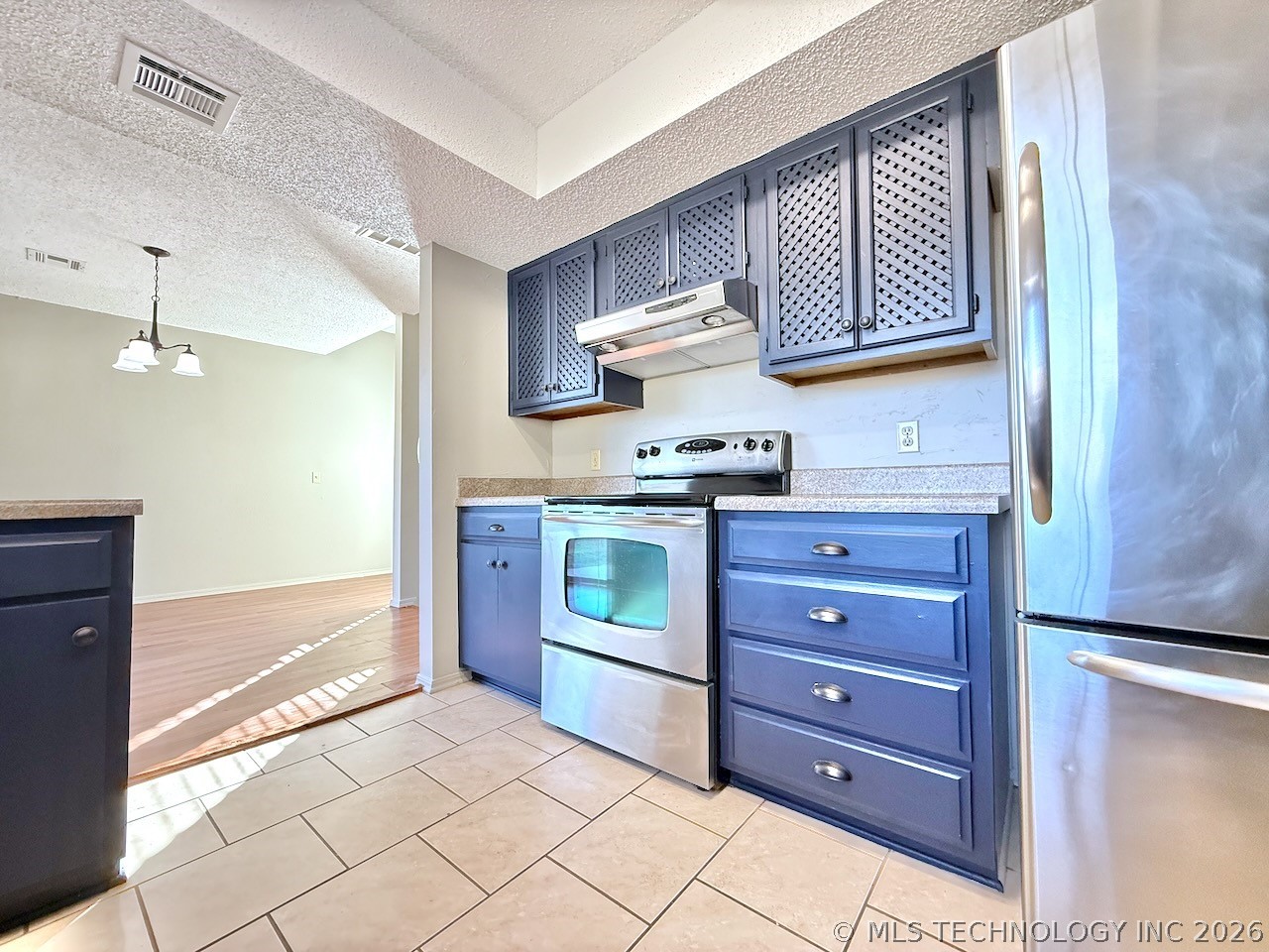 8007 S 88th East Avenue Property Photo 21