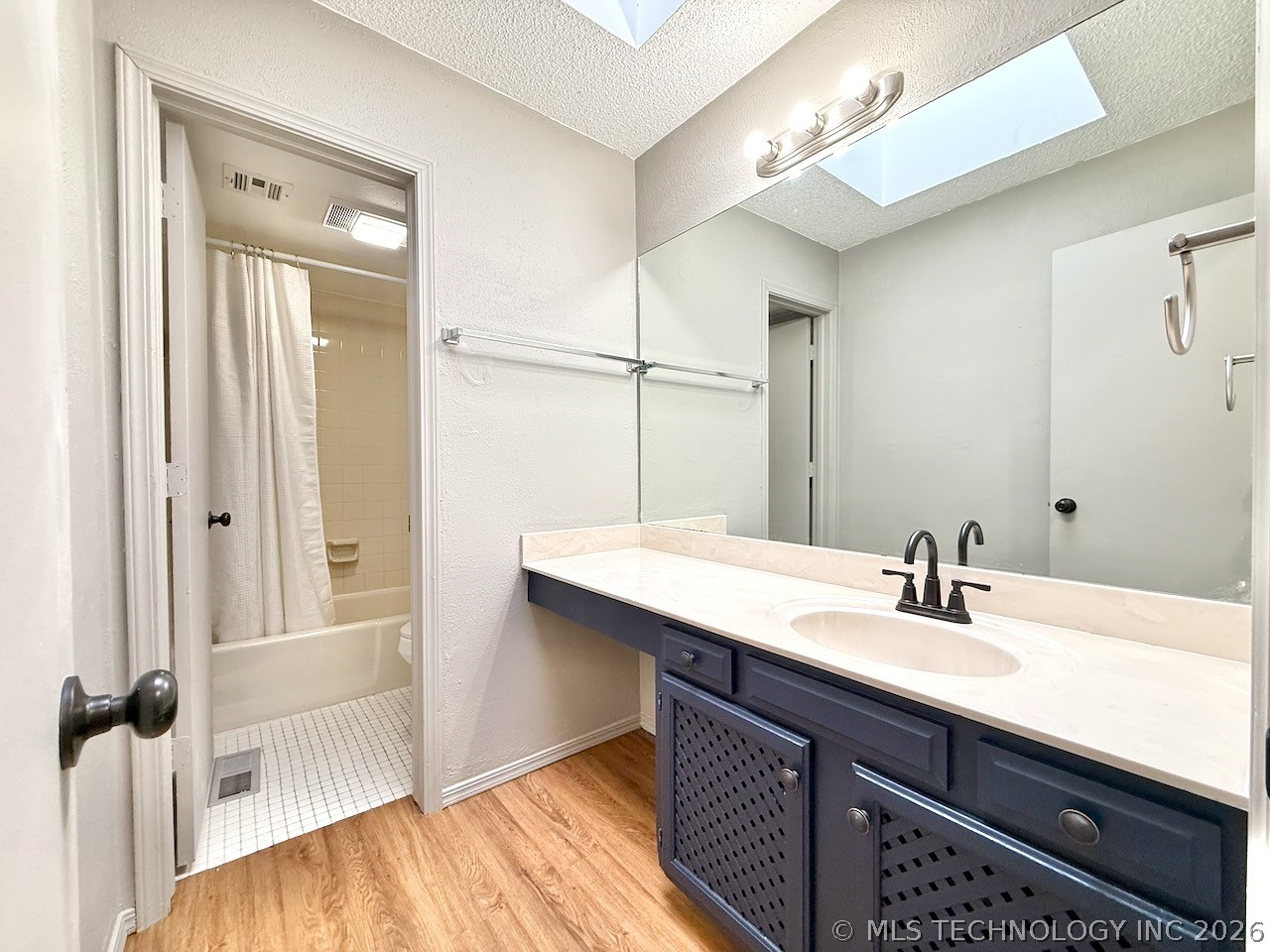 8007 S 88th East Avenue Property Photo 29