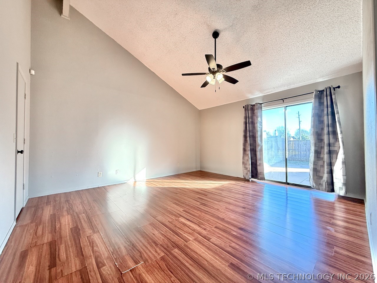 8007 S 88th East Avenue Property Photo 37