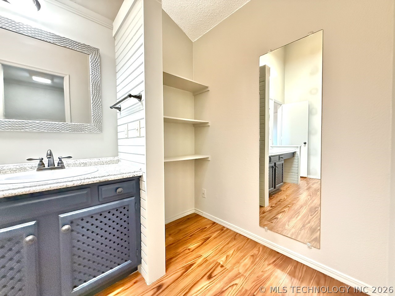 8007 S 88th East Avenue Property Photo 44