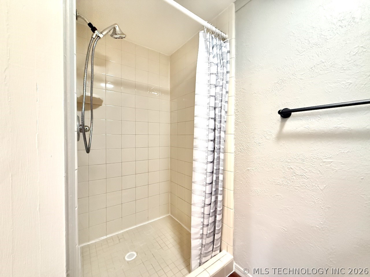 8007 S 88th East Avenue Property Photo 45