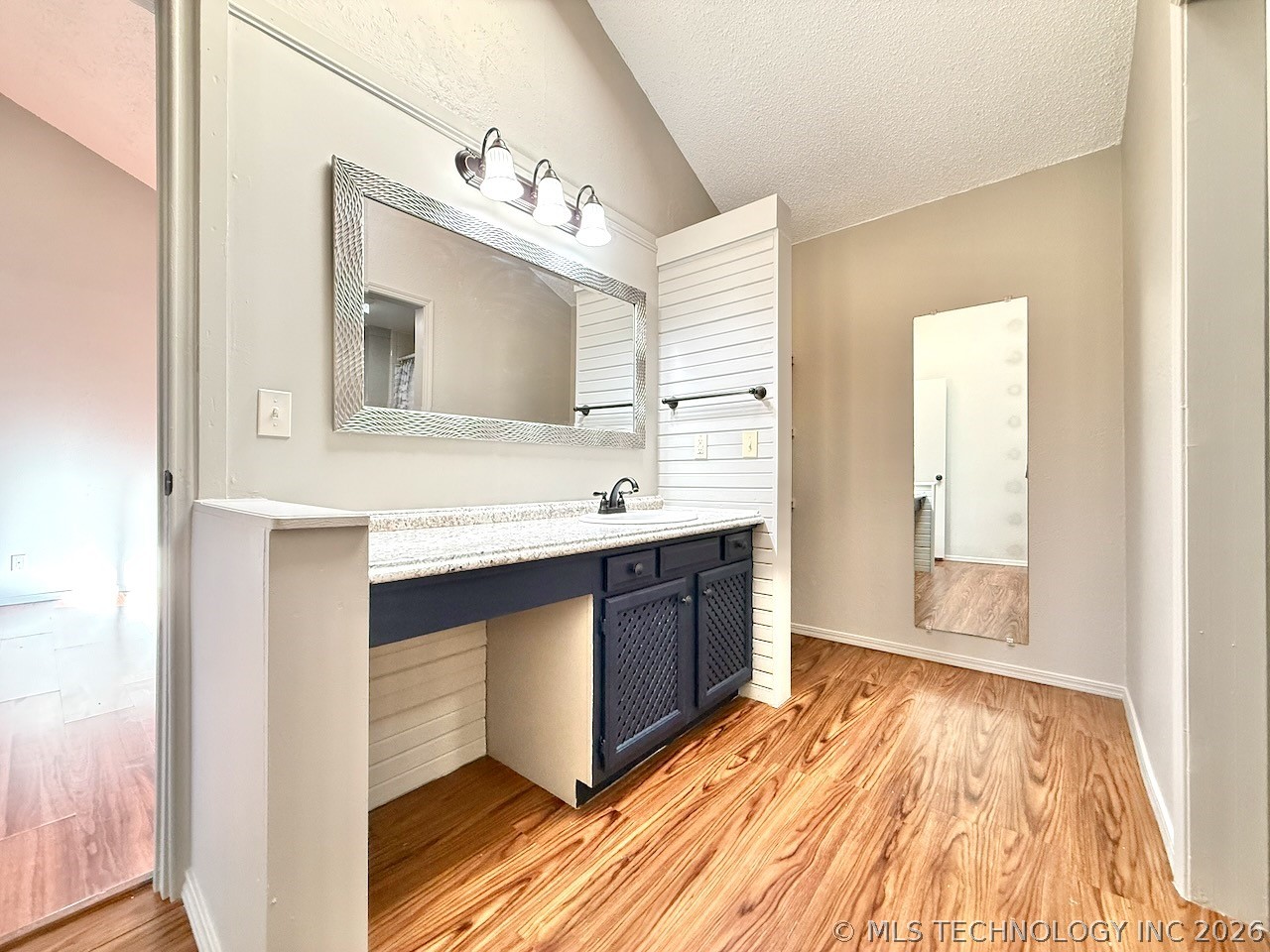 8007 S 88th East Avenue Property Photo 46