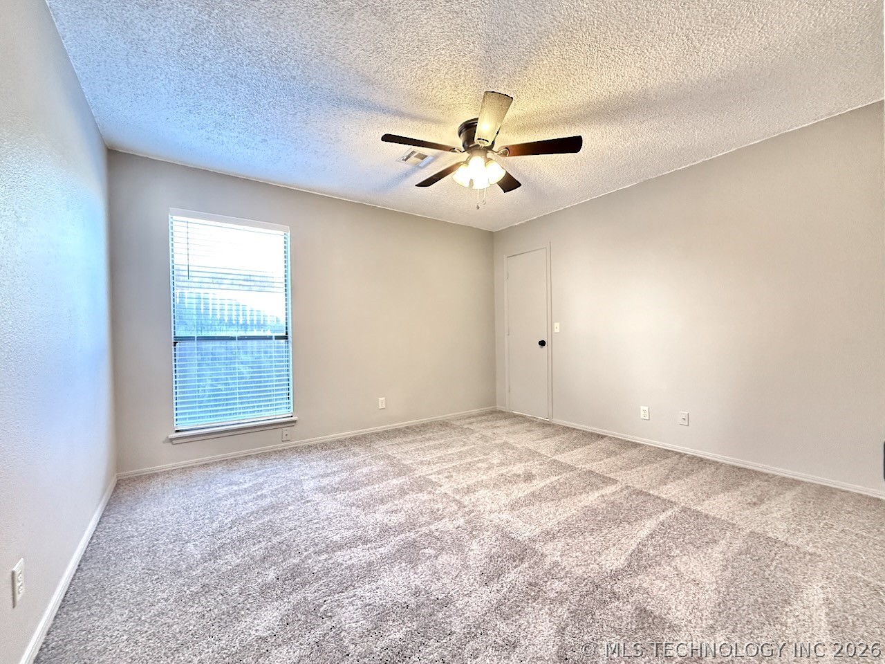 8007 S 88th East Avenue Property Photo 49