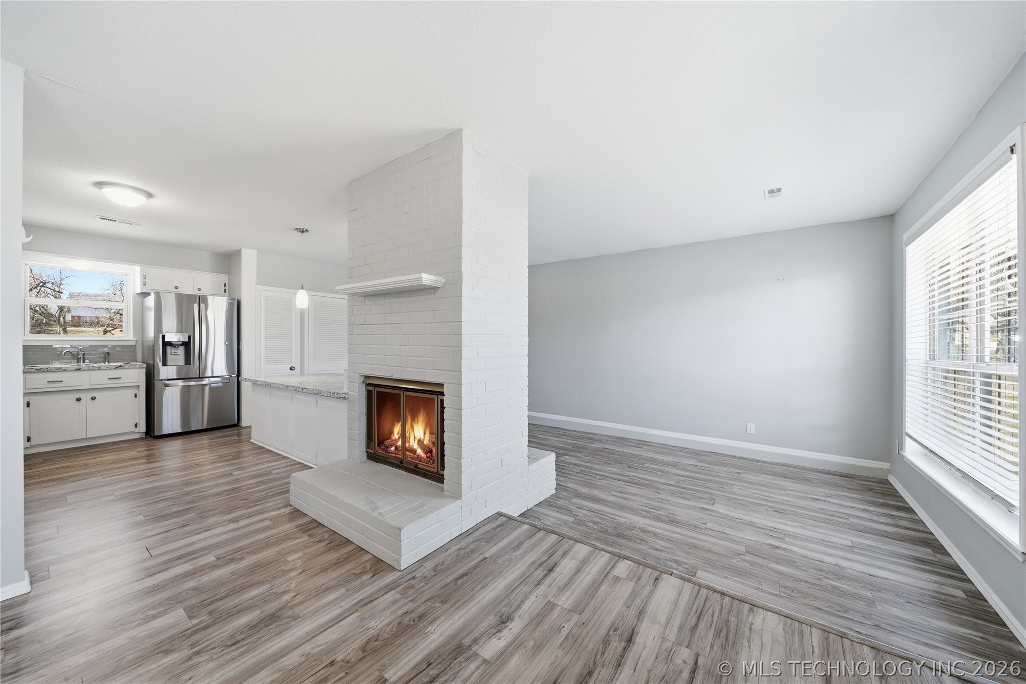 5662 S 85th East Avenue Property Photo 12