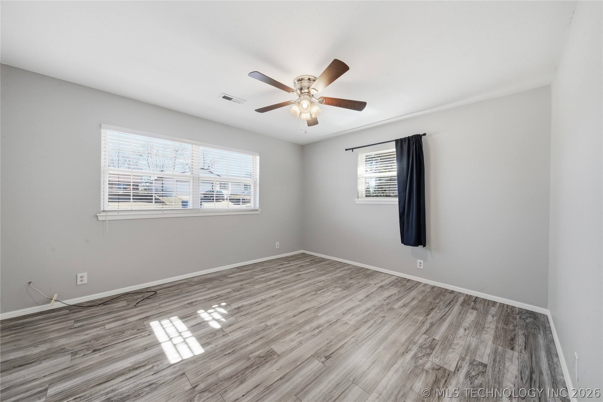 5662 S 85th East Avenue Property Photo 29