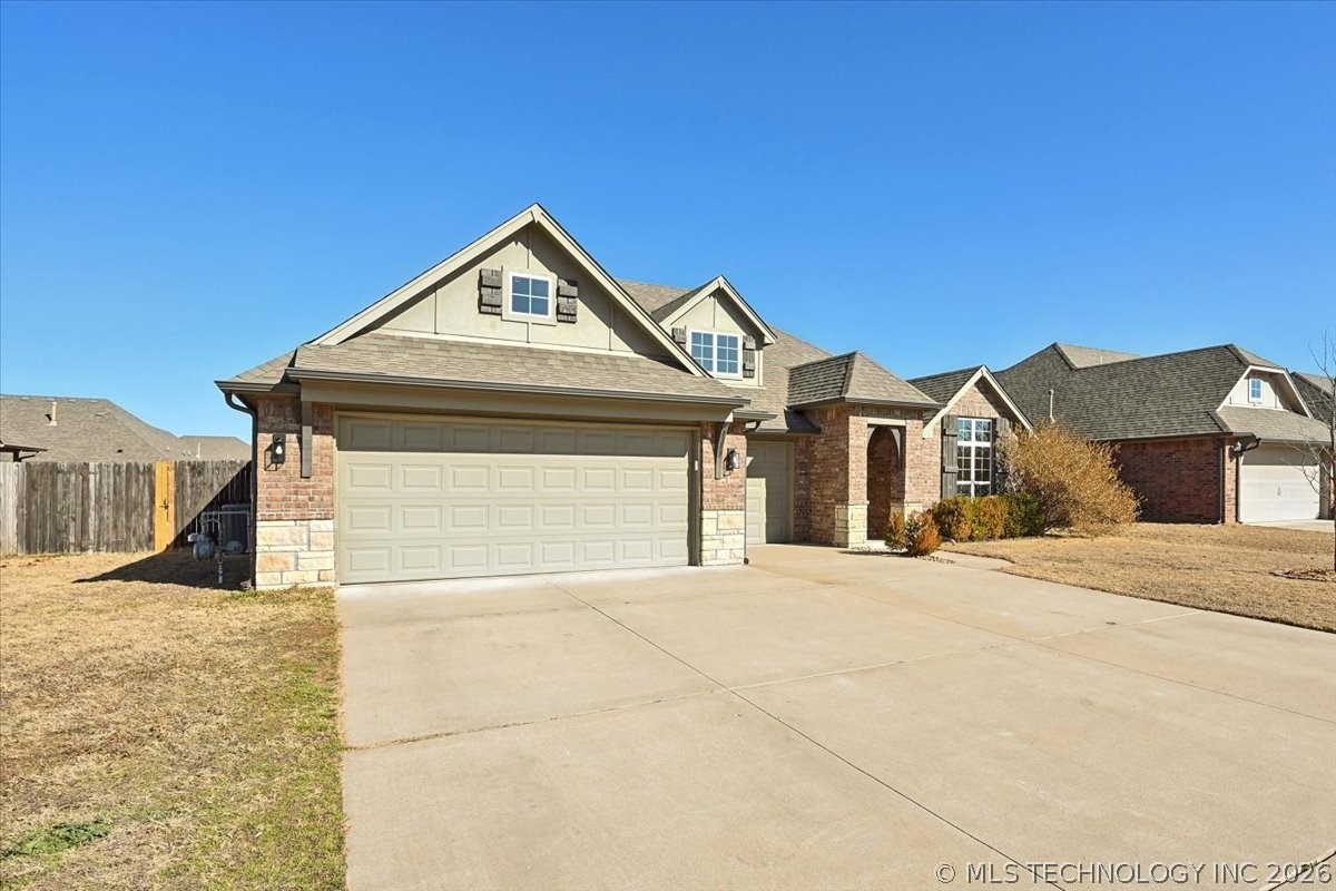 1543 E 137th Place Property Photo 4