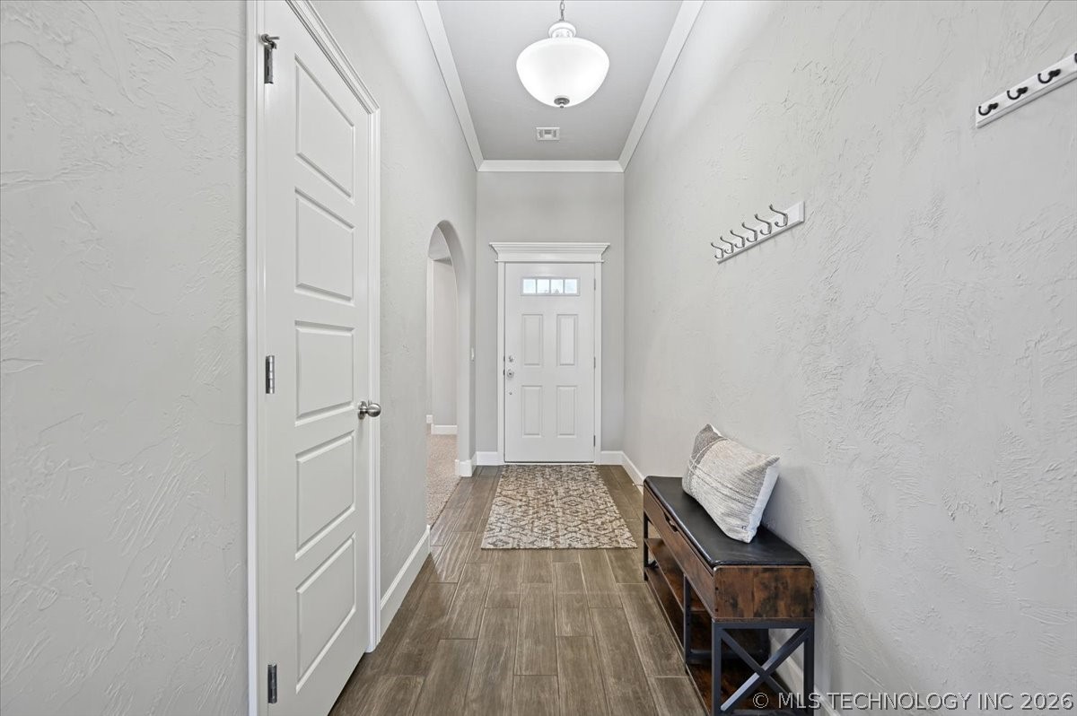 1543 E 137th Place Property Photo 6