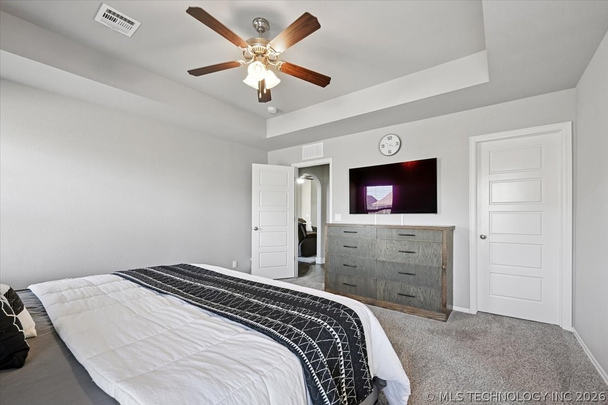 1543 E 137th Place Property Photo 29