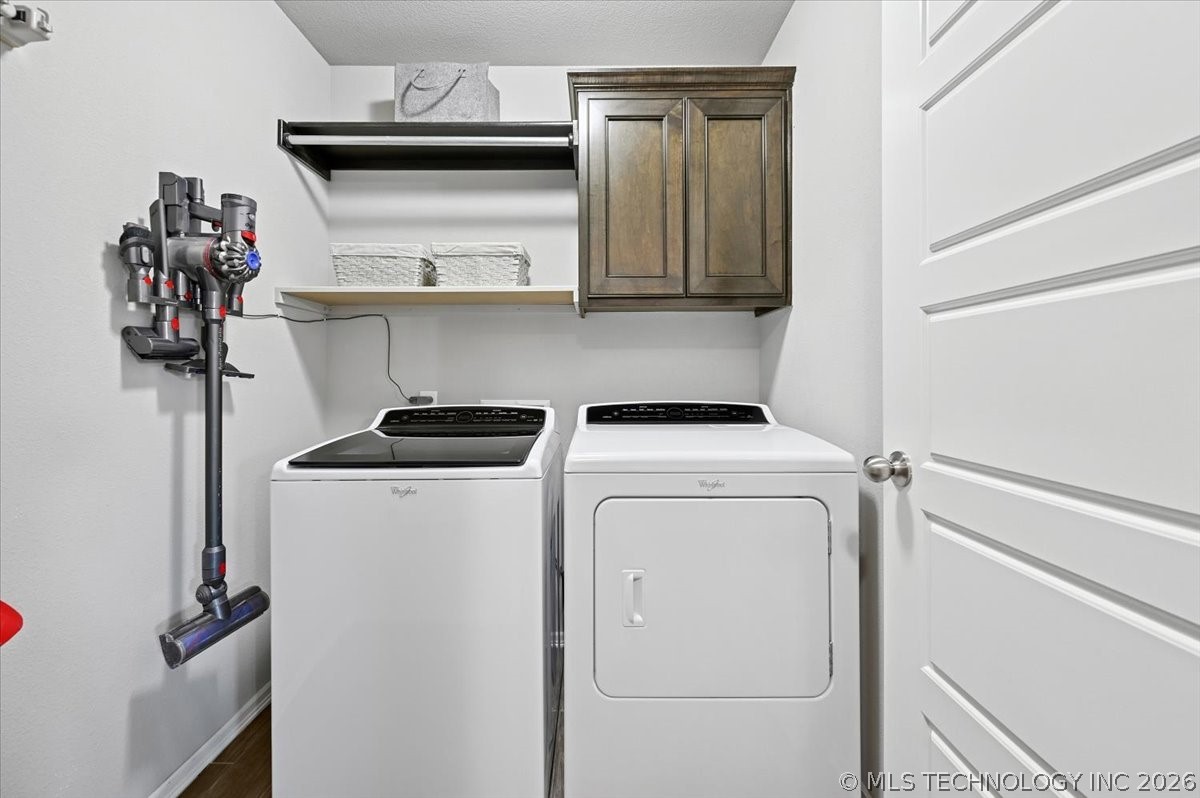 1543 E 137th Place Property Photo 42