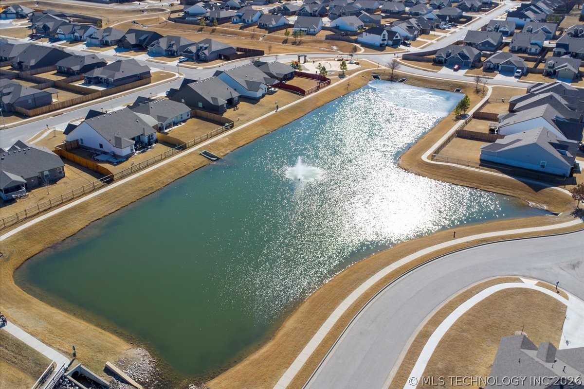 1543 E 137th Place Property Photo 63