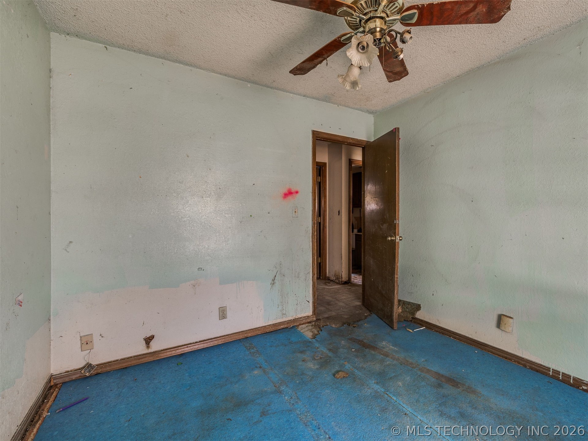 18124 E 4th Street Property Photo 21