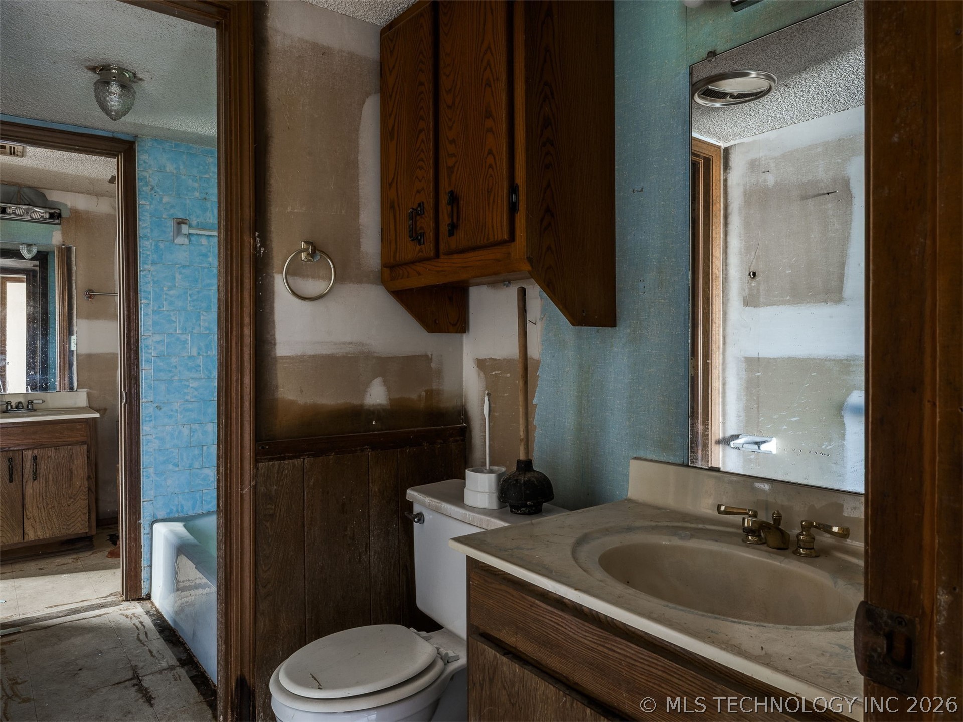 18124 E 4th Street Property Photo 22