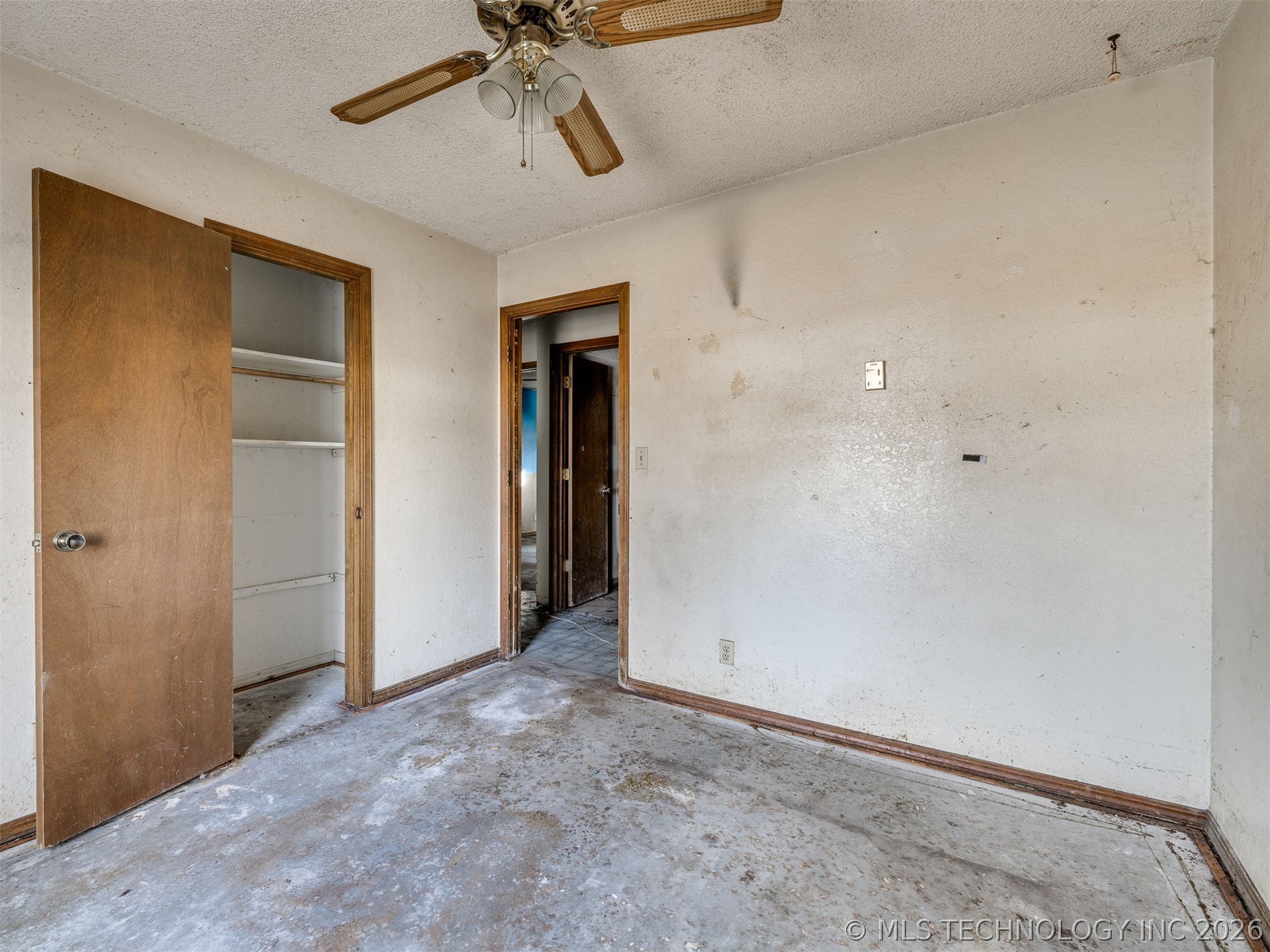 18124 E 4th Street Property Photo 24