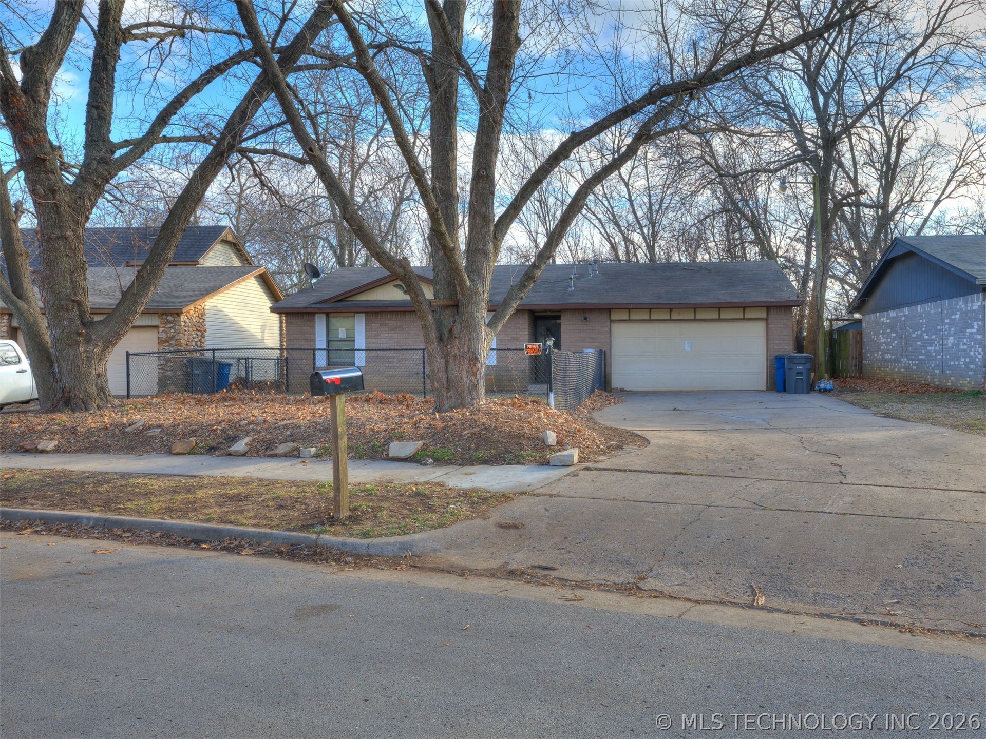 18124 E 4th Street Property Photo 32