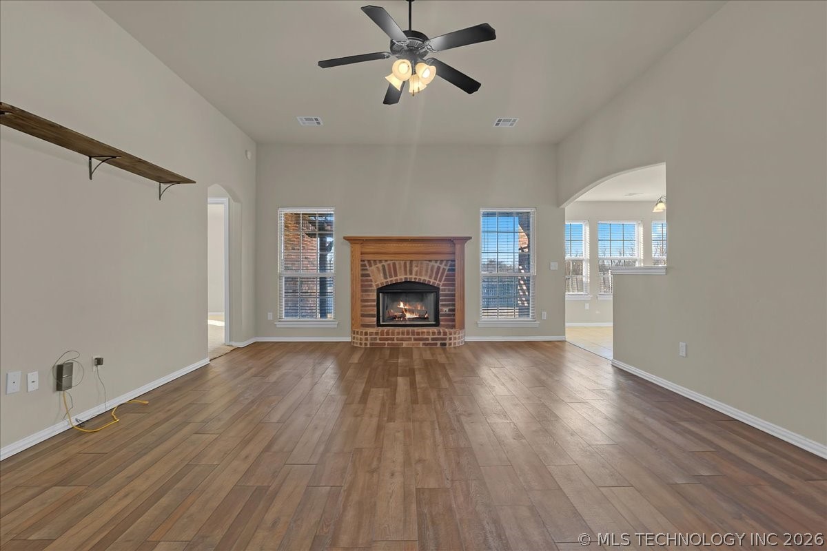 2405 W Quinton Street Property Photo 6