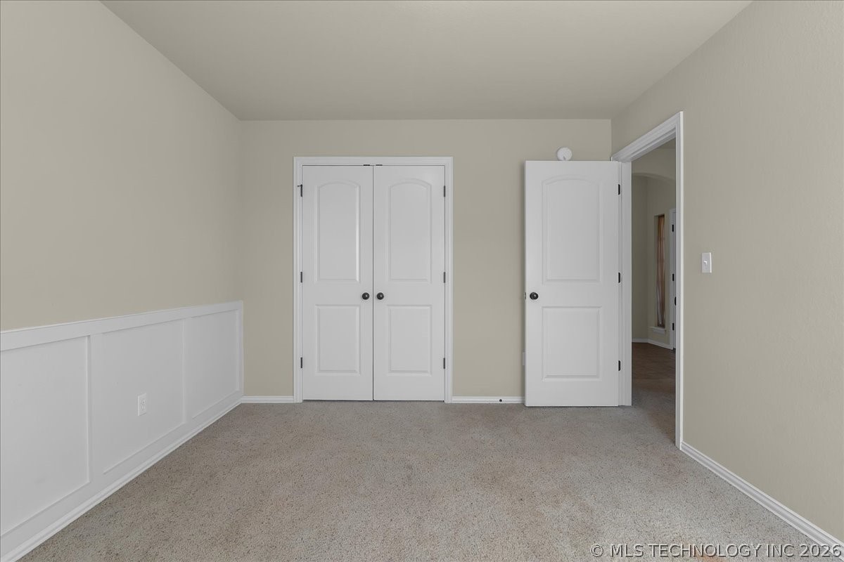 2405 W Quinton Street Property Photo 33