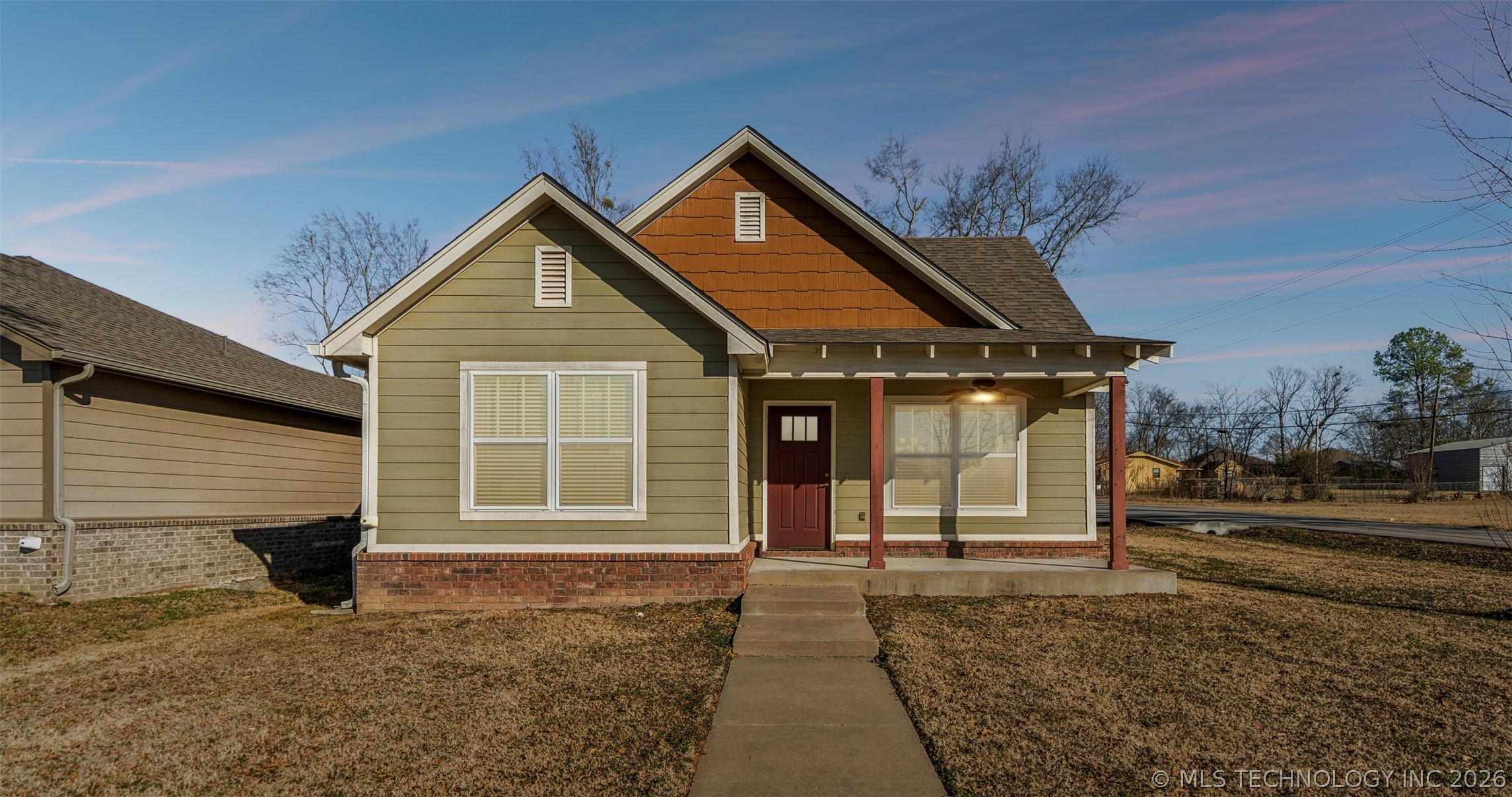 734 S Chickasaw Avenue Property Photo 1